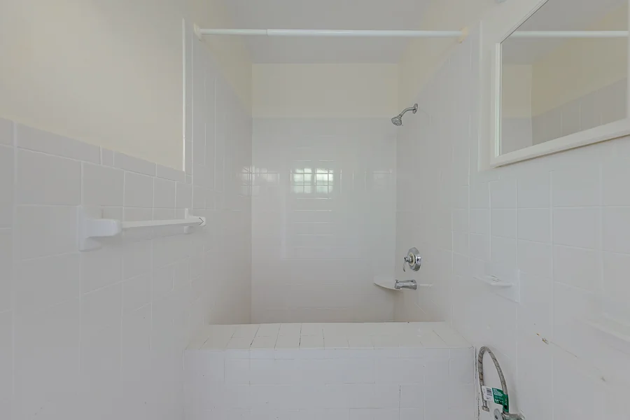 Real estate photography — 814 Bay Point Drive, Madeira Beach, Florida, 33708 | 4D Productions