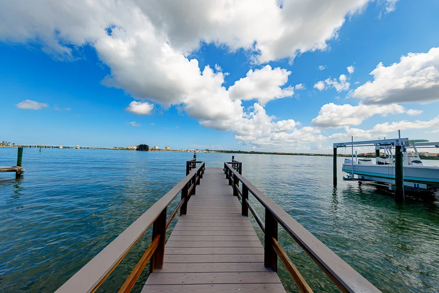 Real estate photography — 814 Bay Point Drive, Madeira Beach, Florida, 33708 | 4D Productions