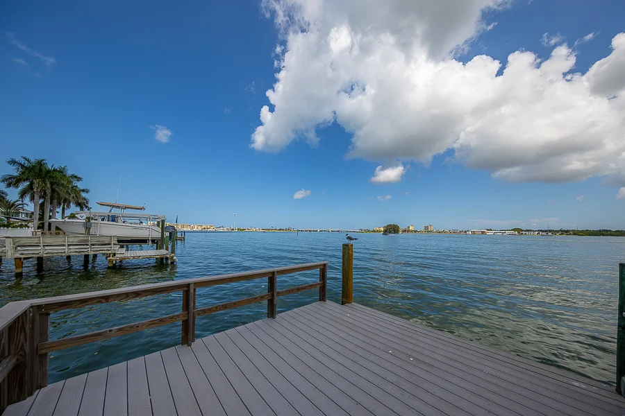 Real estate photography — 814 Bay Point Drive, Madeira Beach, Florida, 33708 | 4D Productions