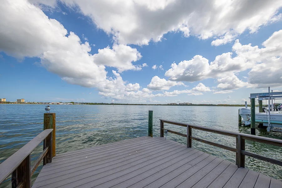 Real estate photography — 814 Bay Point Drive, Madeira Beach, Florida, 33708 | 4D Productions