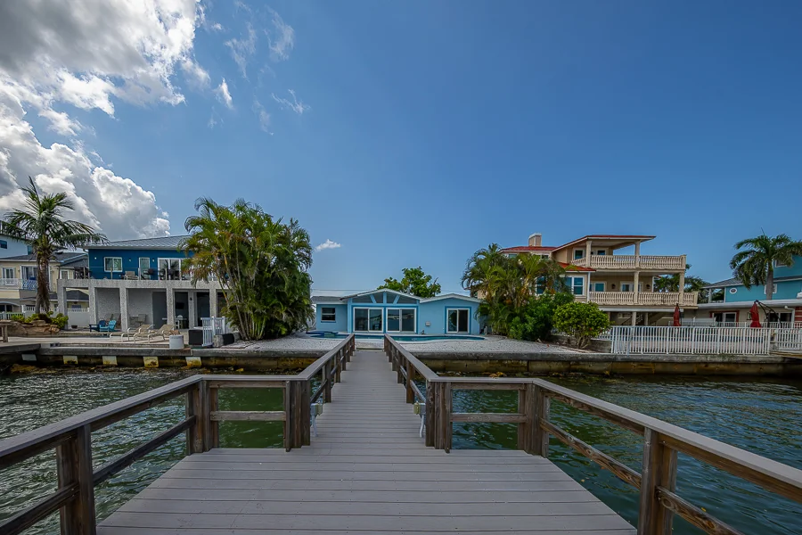 Real estate photography — 814 Bay Point Drive, Madeira Beach, Florida, 33708 | 4D Productions