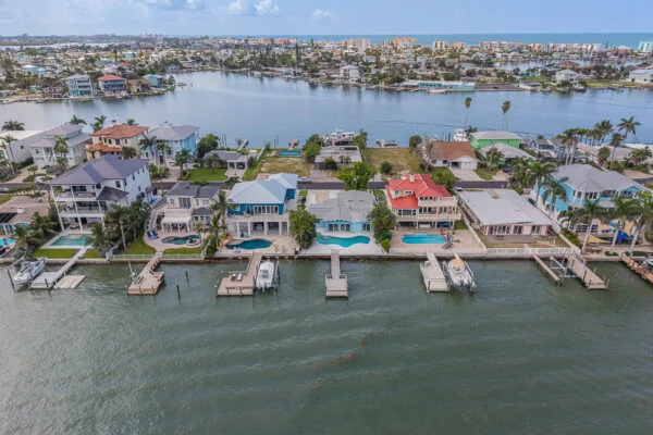 Real estate photography — 814 Bay Point Drive, Madeira Beach, Florida, 33708 | 4D Productions