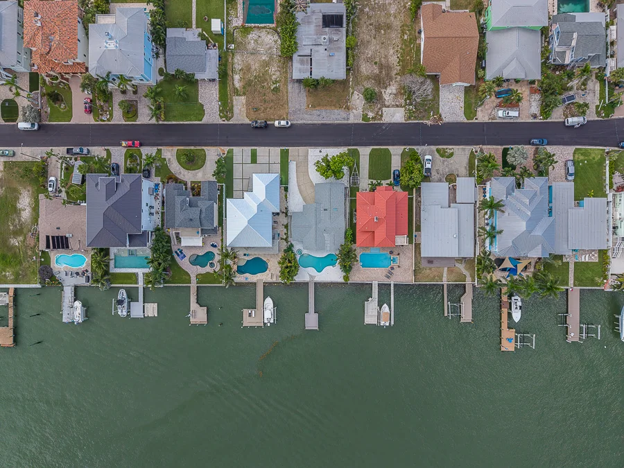Real estate photography — 814 Bay Point Drive, Madeira Beach, Florida, 33708 | 4D Productions
