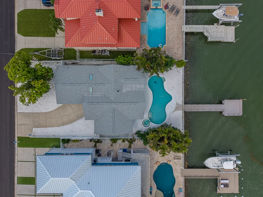 Real estate photography — 814 Bay Point Drive, Madeira Beach, Florida, 33708 | 4D Productions