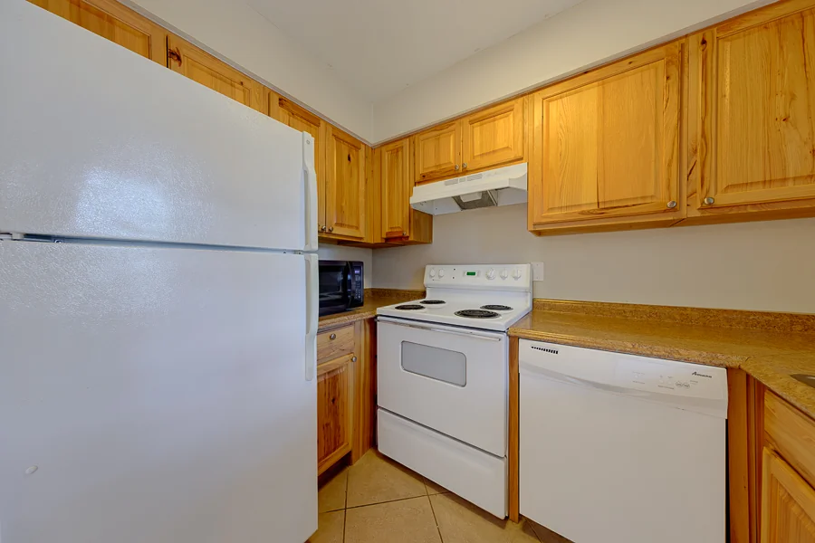 Real estate photography — 8301 Bardmoor Boulevard unit 110, Seminole, Florida, 33777 | 4D Productions