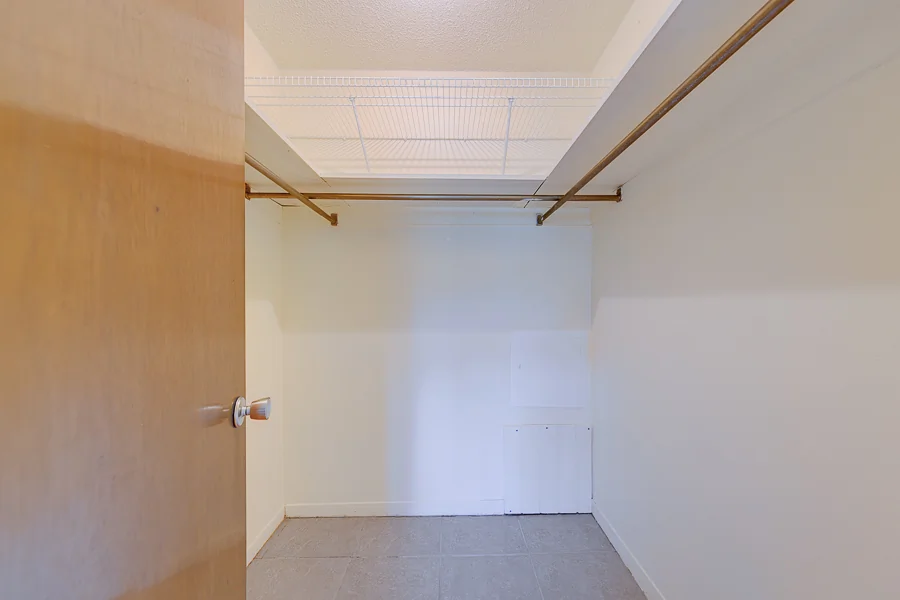 Real estate photography — 8301 Bardmoor Boulevard unit 110, Seminole, Florida, 33777 | 4D Productions
