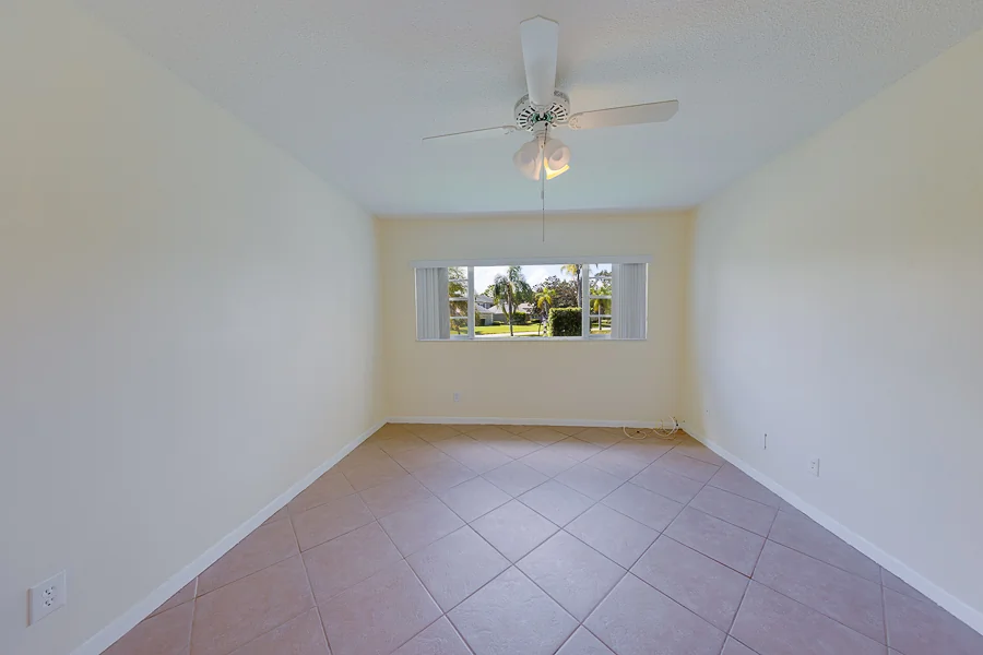 Real estate photography — 8301 Bardmoor Boulevard unit 110, Seminole, Florida, 33777 | 4D Productions