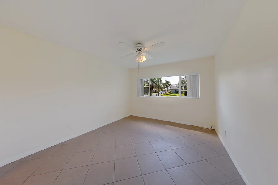 Real estate photography — 8301 Bardmoor Boulevard unit 110, Seminole, Florida, 33777 | 4D Productions