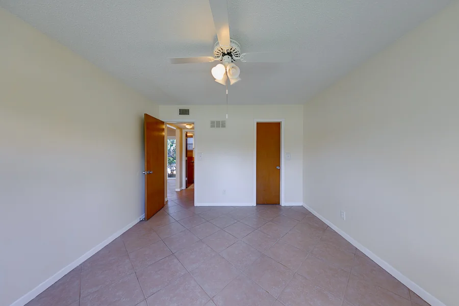 Real estate photography — 8301 Bardmoor Boulevard unit 110, Seminole, Florida, 33777 | 4D Productions