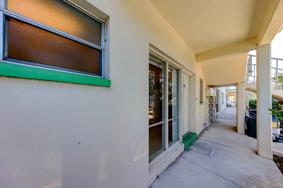 Real estate photography — 8301 Bardmoor Boulevard unit 110, Seminole, Florida, 33777 | 4D Productions