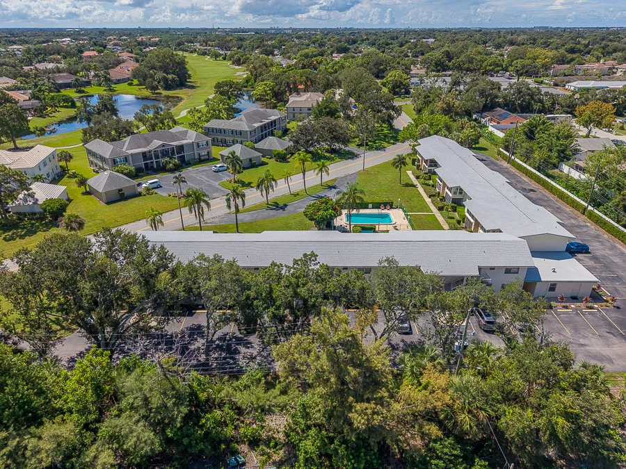 Real estate photography — 8301 Bardmoor Boulevard unit 110, Seminole, Florida, 33777 | 4D Productions