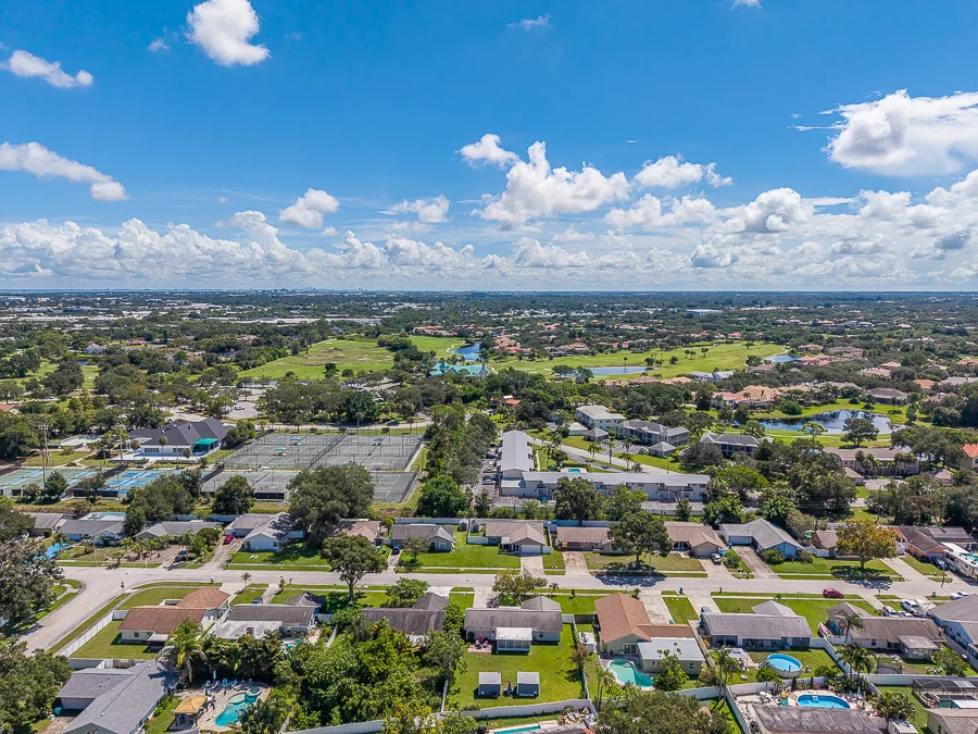 Real estate photography — 8301 Bardmoor Boulevard unit 110, Seminole, Florida, 33777 | 4D Productions