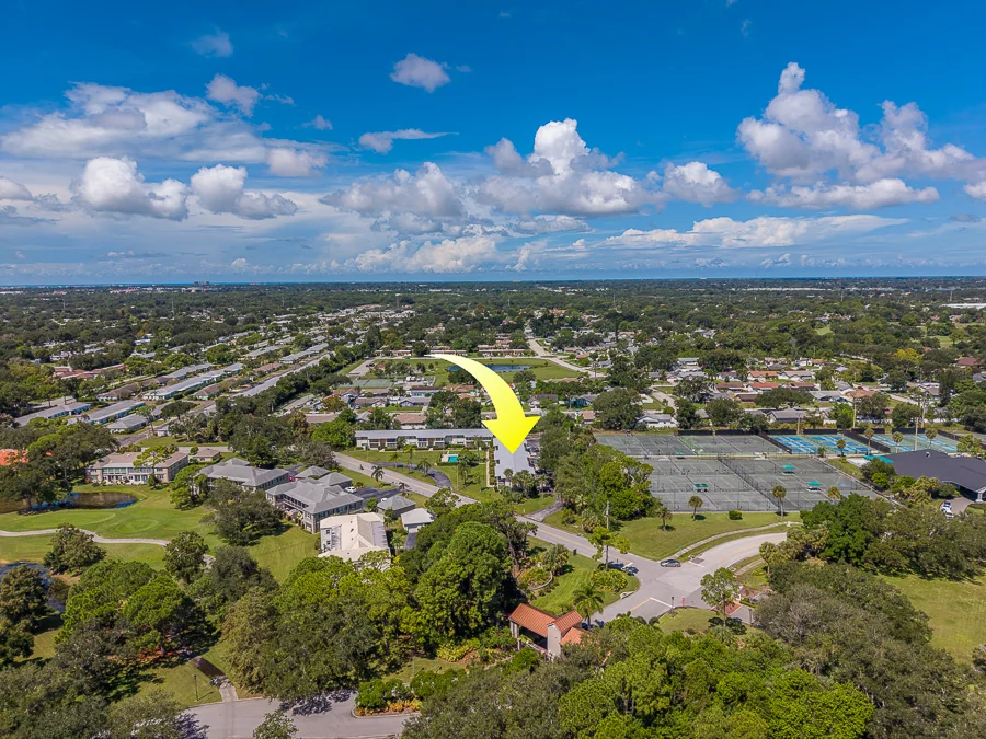 Real estate photography — 8301 Bardmoor Boulevard unit 110, Seminole, Florida, 33777 | 4D Productions