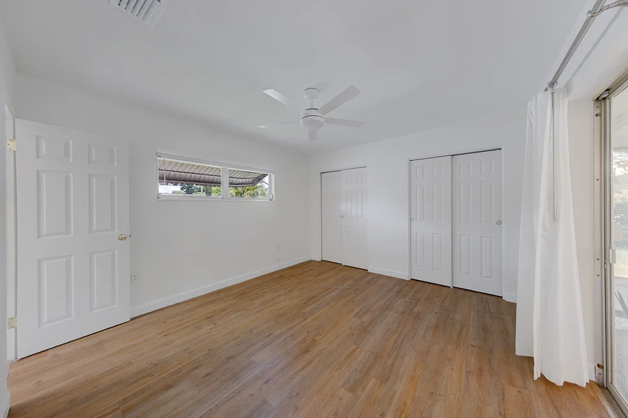 Real estate photography — 9741 52nd Terrace North, St. Petersburg, Florida, 33708 | 4D Productions