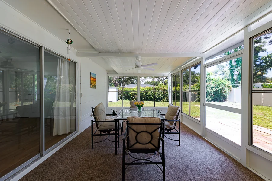 Real estate photography — 9741 52nd Terrace North, St. Petersburg, Florida, 33708 | 4D Productions