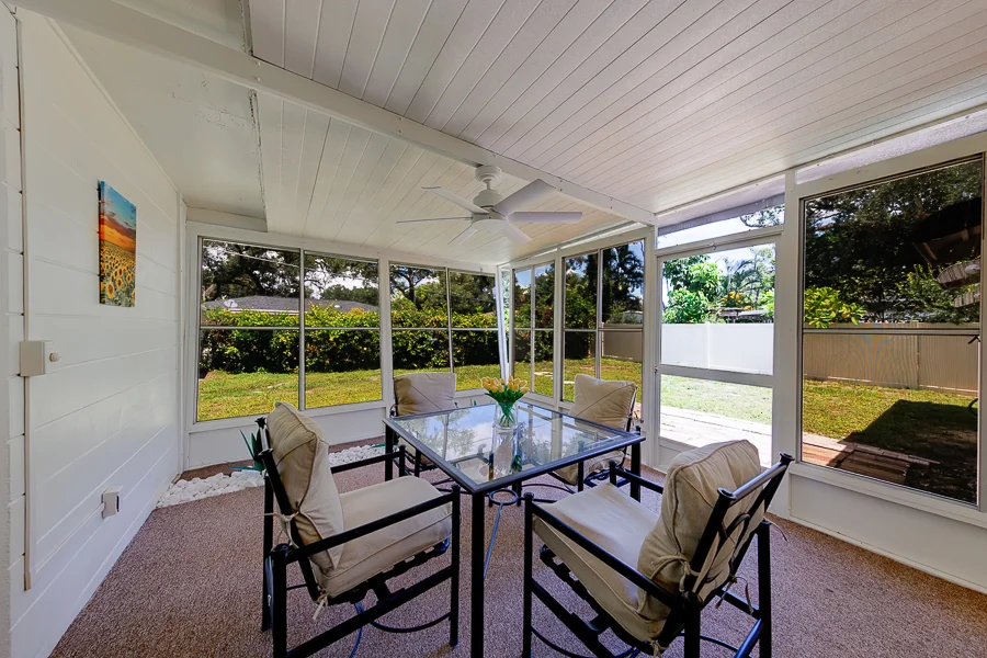 Real estate photography — 9741 52nd Terrace North, St. Petersburg, Florida, 33708 | 4D Productions