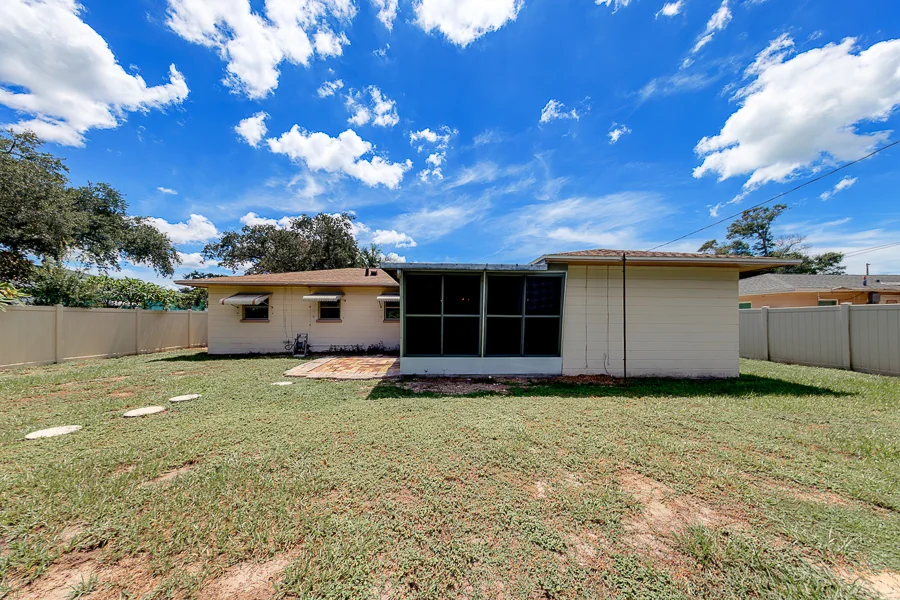 Real estate photography — 9741 52nd Terrace North, St. Petersburg, Florida, 33708 | 4D Productions
