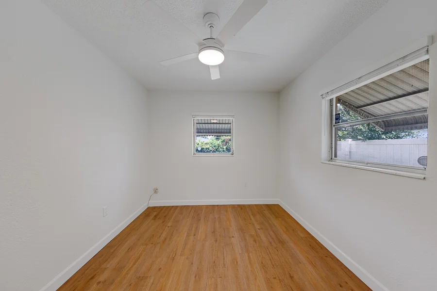 Real estate photography — 9741 52nd Terrace North, St. Petersburg, Florida, 33708 | 4D Productions