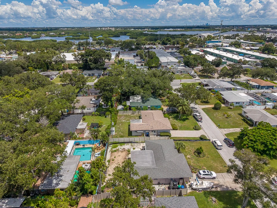 Real estate photography — 9741 52nd Terrace North, St. Petersburg, Florida, 33708 | 4D Productions