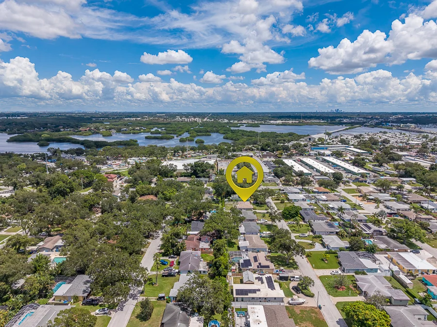 Real estate photography — 9741 52nd Terrace North, St. Petersburg, Florida, 33708 | 4D Productions