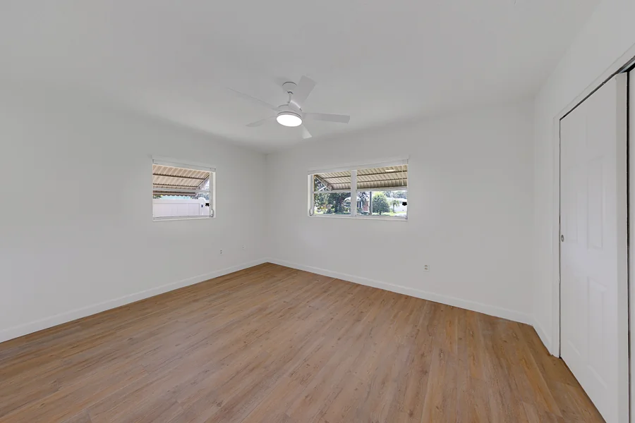 Real estate photography — 9741 52nd Terrace North, St. Petersburg, Florida, 33708 | 4D Productions