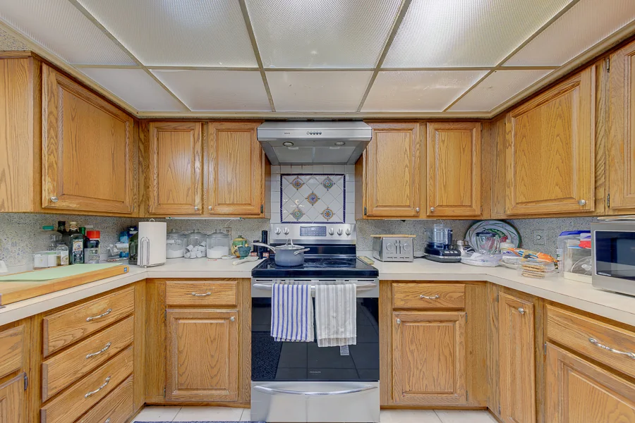 Real estate photography — 1105 Woodcrest Avenue, Clearwater, Florida, 33756 | 4D Productions