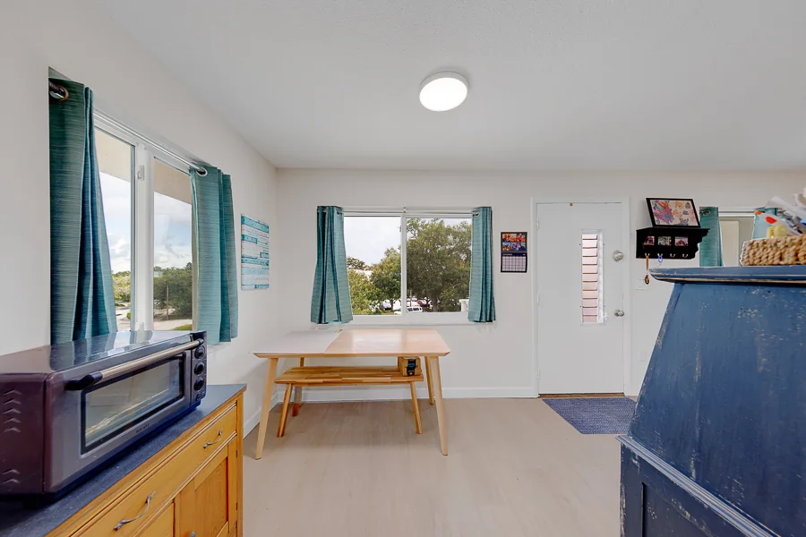 Real estate photography — 11224 82nd Ave Apt 310, Seminole Fl 33776 | 4D Productions