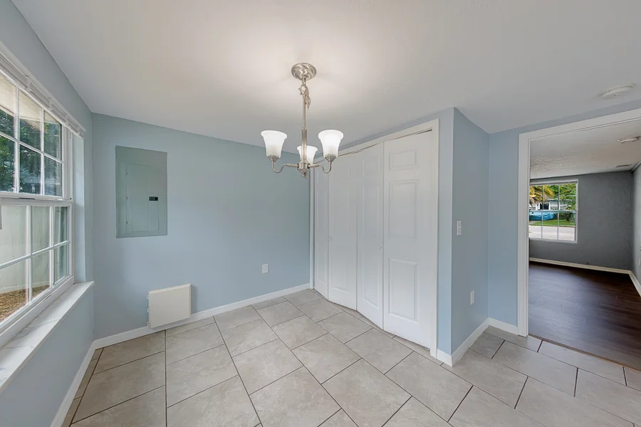 Real estate photography — 1309 Mary L Road, Clearwater, Florida, 33755 | 4D Productions