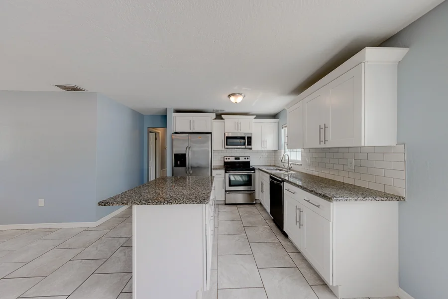 Real estate photography — 1309 Mary L Road, Clearwater, Florida, 33755 | 4D Productions