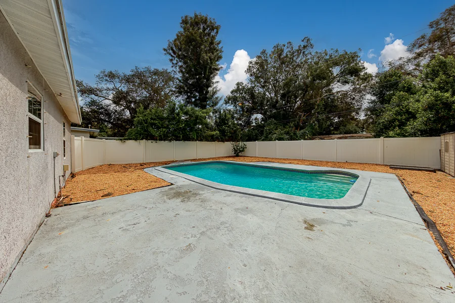 Real estate photography — 1309 Mary L Road, Clearwater, Florida, 33755 | 4D Productions