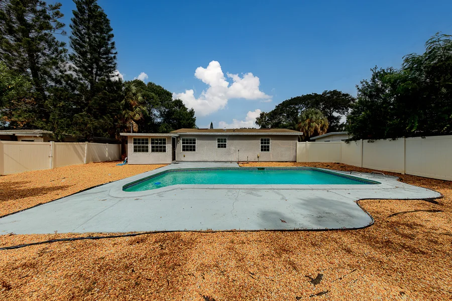 Real estate photography — 1309 Mary L Road, Clearwater, Florida, 33755 | 4D Productions
