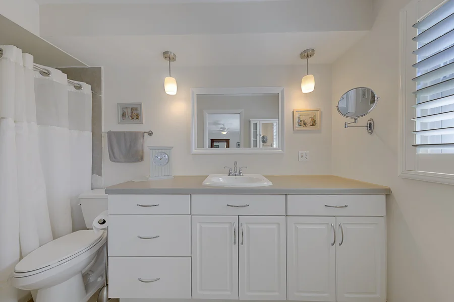 Real estate photography — 2061 Attache Court, Clearwater, Florida, 33764 | 4D Productions