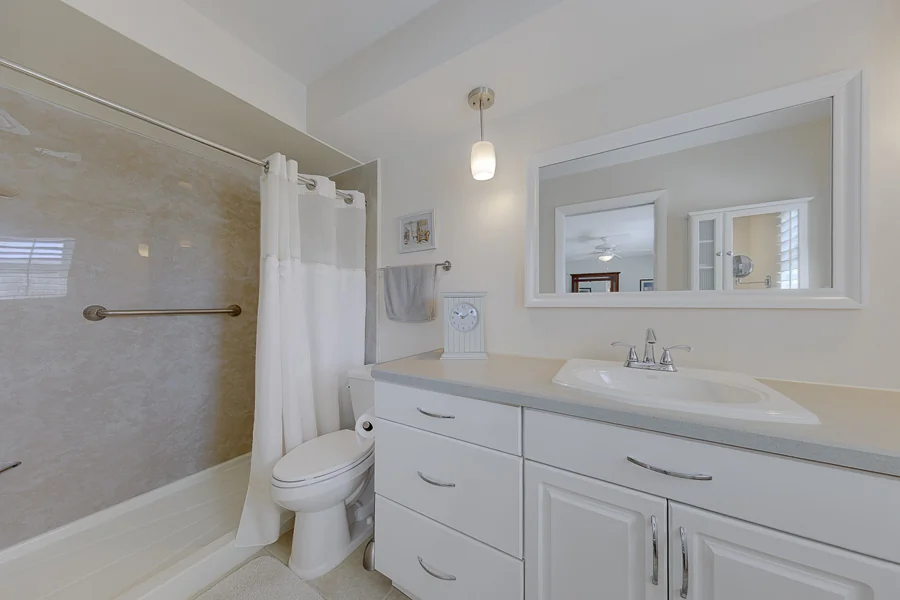 Real estate photography — 2061 Attache Court, Clearwater, Florida, 33764 | 4D Productions