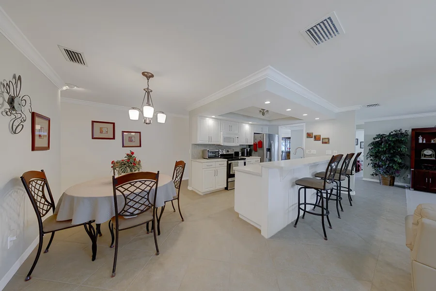 Real estate photography — 2061 Attache Court, Clearwater, Florida, 33764 | 4D Productions