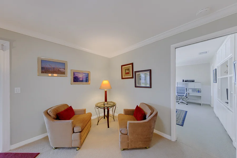 Real estate photography — 2061 Attache Court, Clearwater, Florida, 33764 | 4D Productions
