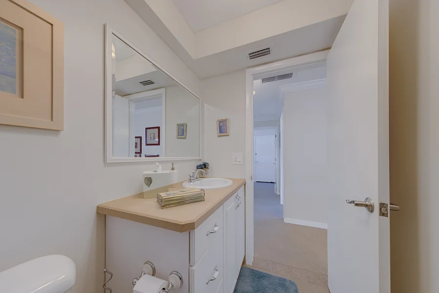 Real estate photography — 2061 Attache Court, Clearwater, Florida, 33764 | 4D Productions