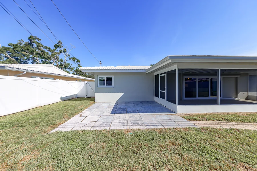 Real estate photography — 2061 Attache Court, Clearwater, Florida, 33764 | 4D Productions
