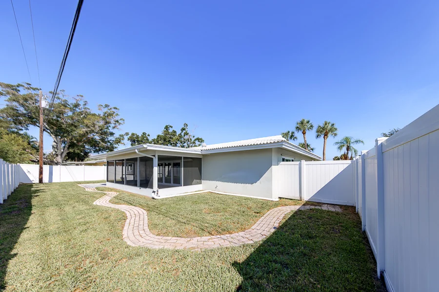 Real estate photography — 2061 Attache Court, Clearwater, Florida, 33764 | 4D Productions