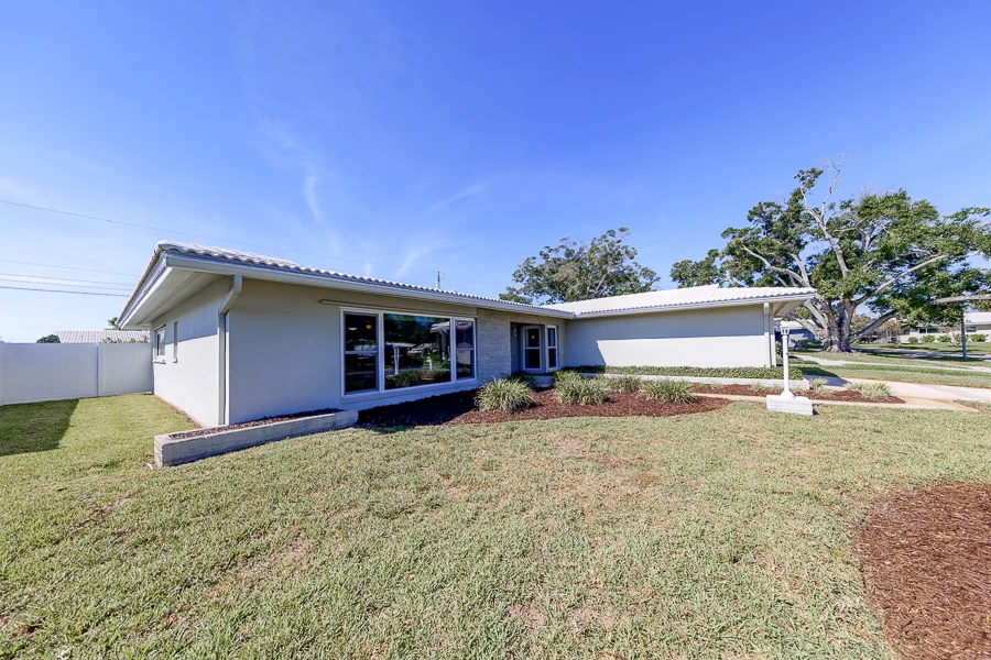 Real estate photography — 2061 Attache Court, Clearwater, Florida, 33764 | 4D Productions