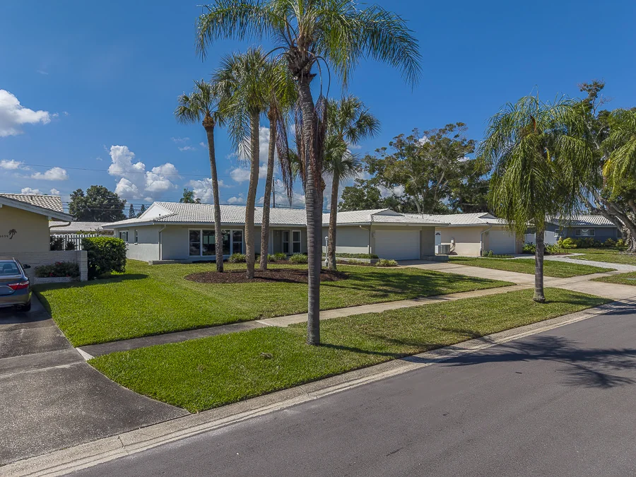 Real estate photography — 2061 Attache Court, Clearwater, Florida, 33764 | 4D Productions