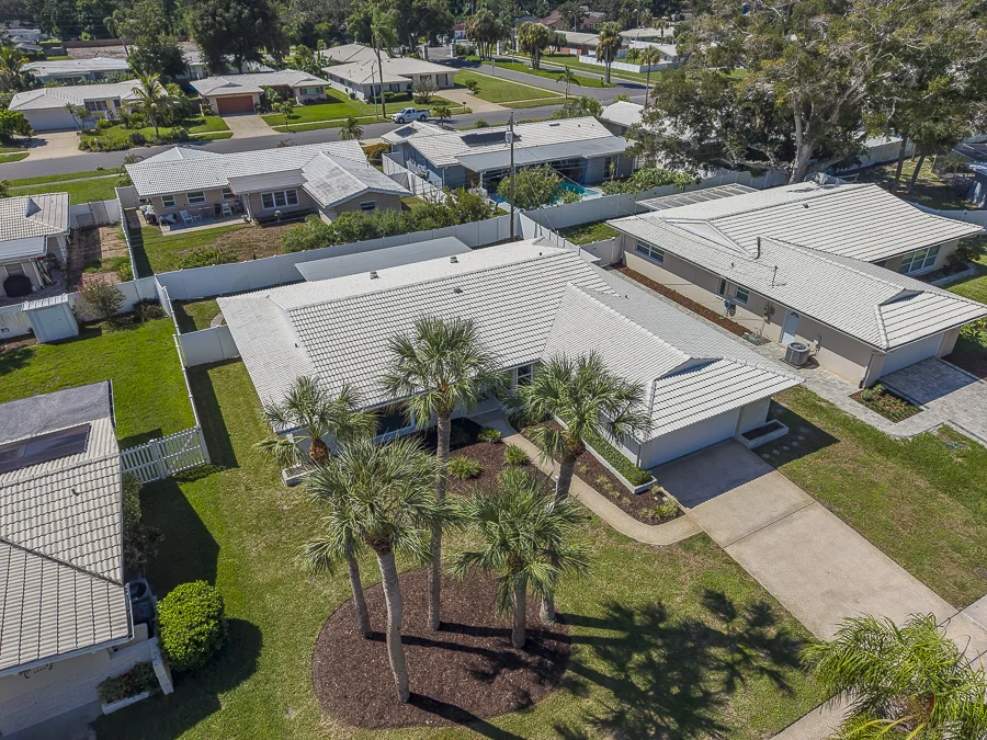 Real estate photography — 2061 Attache Court, Clearwater, Florida, 33764 | 4D Productions