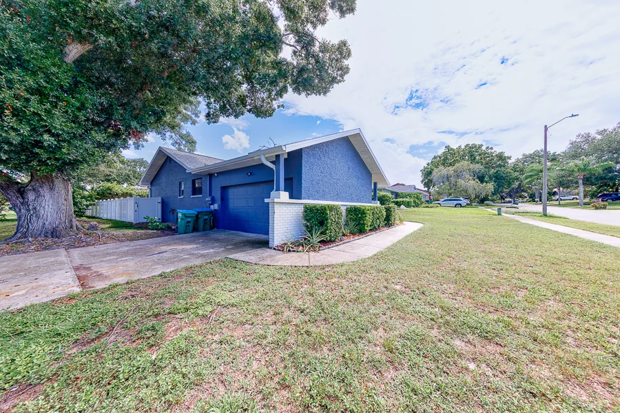 Real estate photography — 2709 Winding Way, Palm Harbor, Florida, 34683 | 4D Productions