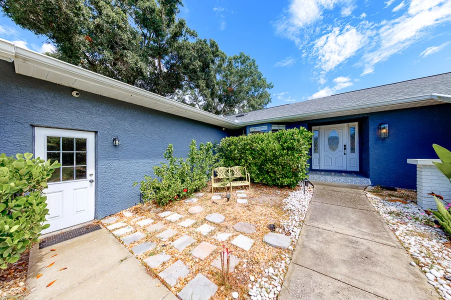 Real estate photography — 2709 Winding Way, Palm Harbor, Florida, 34683 | 4D Productions