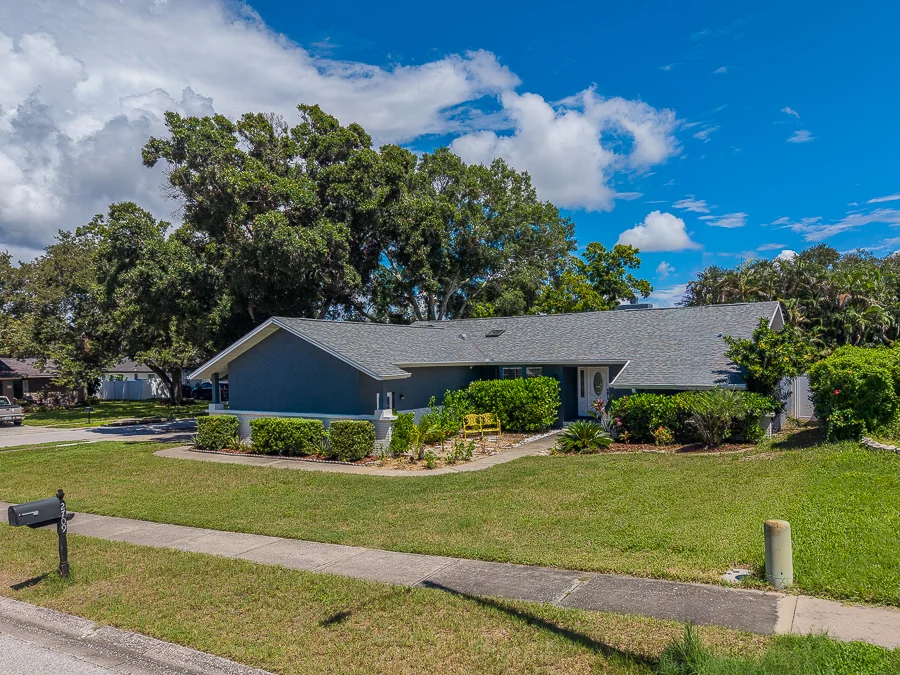Real estate photography — 2709 Winding Way, Palm Harbor, Florida, 34683 | 4D Productions