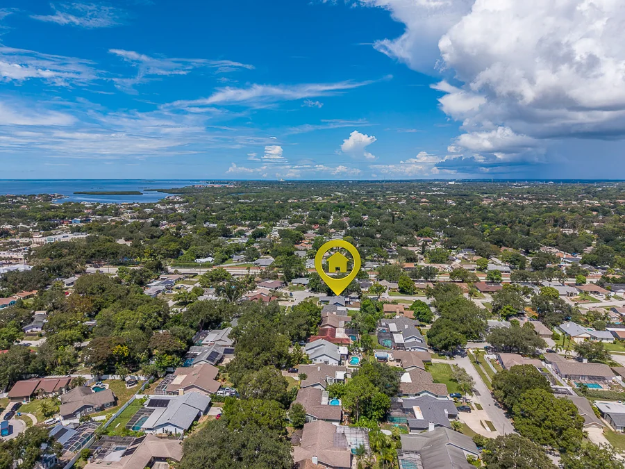 Real estate photography — 2709 Winding Way, Palm Harbor, Florida, 34683 | 4D Productions