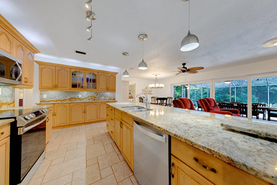 Real estate photography — 3 Birdie Lane, Palm Harbor, Florida, 34683 | 4D Productions