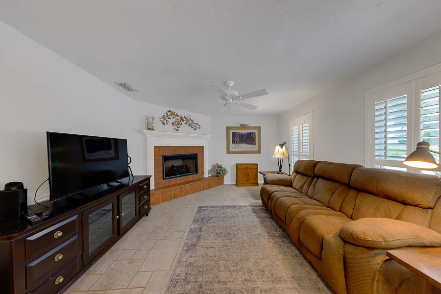 Real estate photography — 3 Birdie Lane, Palm Harbor, Florida, 34683 | 4D Productions