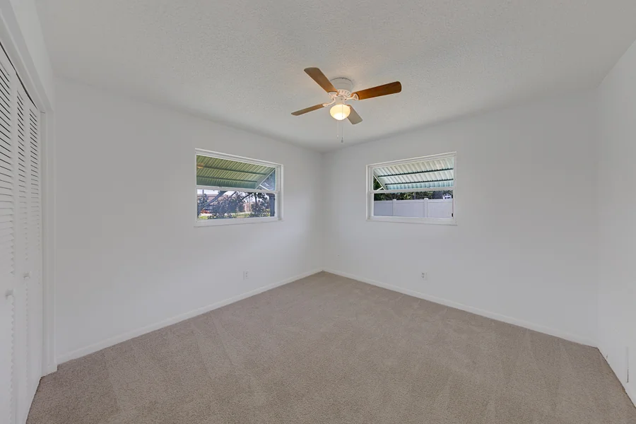 Real estate photography — 3015 Saint John Drive, Clearwater, Florida, 33759 | 4D Productions