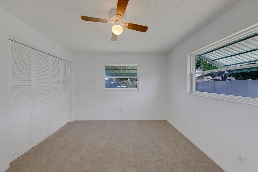 Real estate photography — 3015 Saint John Drive, Clearwater, Florida, 33759 | 4D Productions