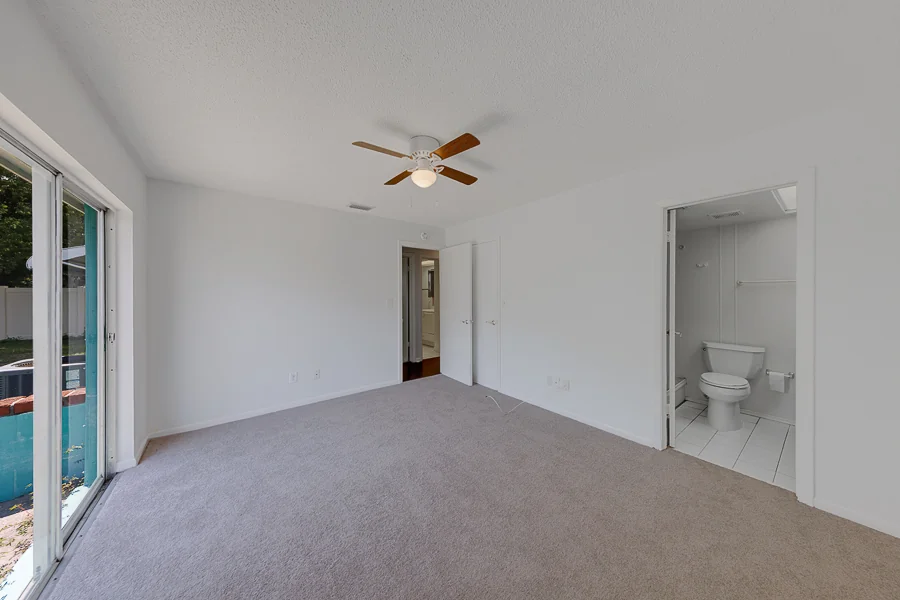 Real estate photography — 3015 Saint John Drive, Clearwater, Florida, 33759 | 4D Productions
